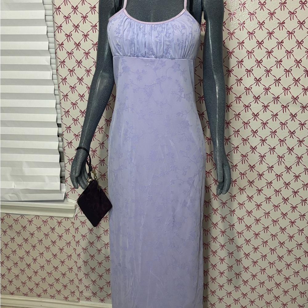 Elegant Lavender Maxi Dress